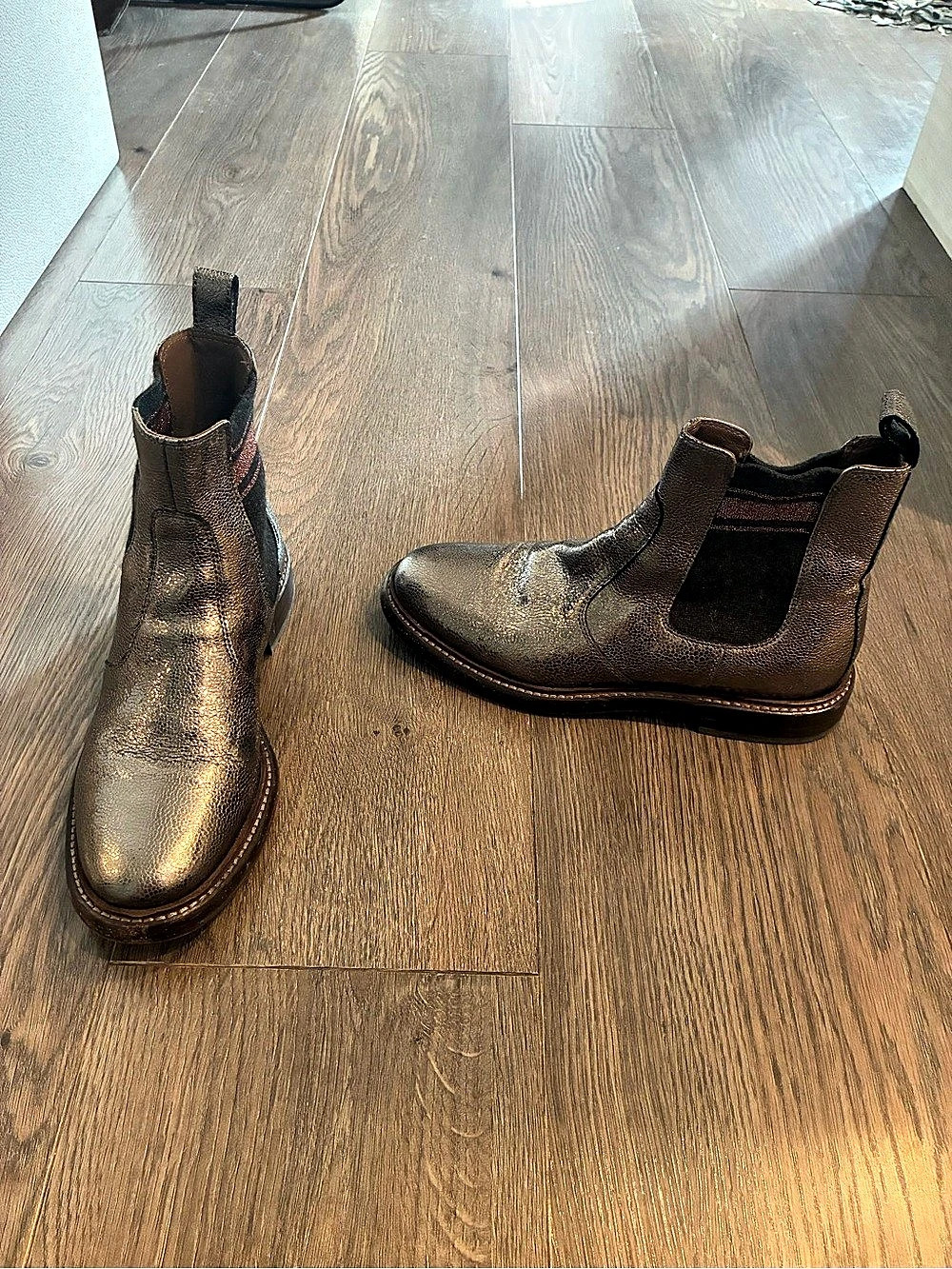 Brunello Cucinelli Leather Chelsea Ankle Boots EU 371⁄2